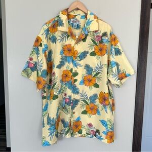 Island 2 Island Men’s Yellow Floral Tropical Hawaiian Button Down Vacation Shirt